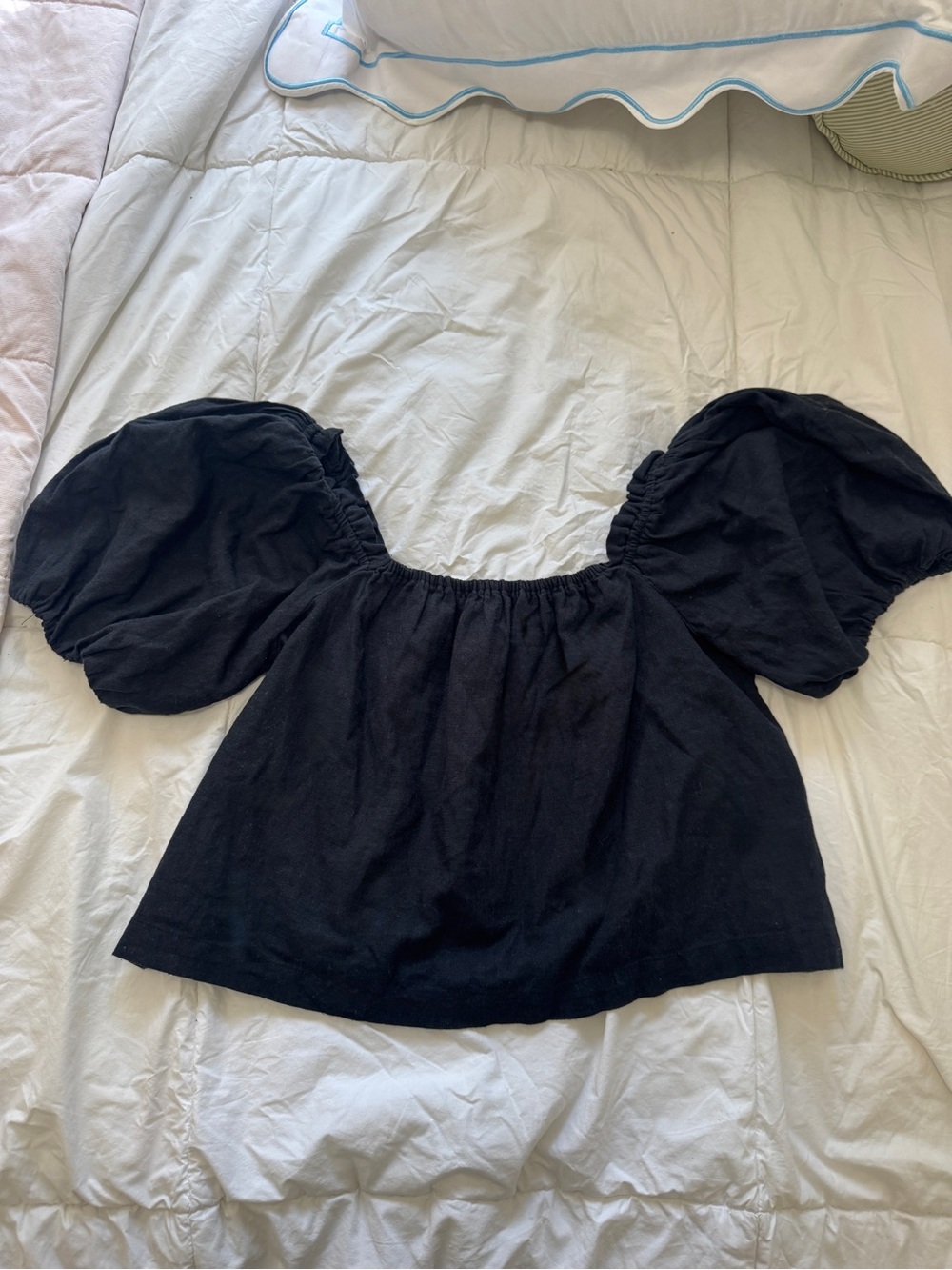 Abercrombie & Fitch Poplin Puff Sleeve Off-the-Shoulder Top